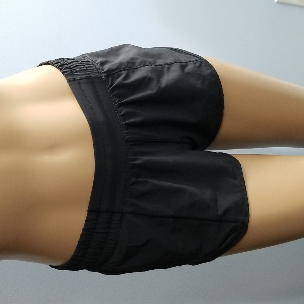 LULULEMON HOTTIE HOT SHORTS